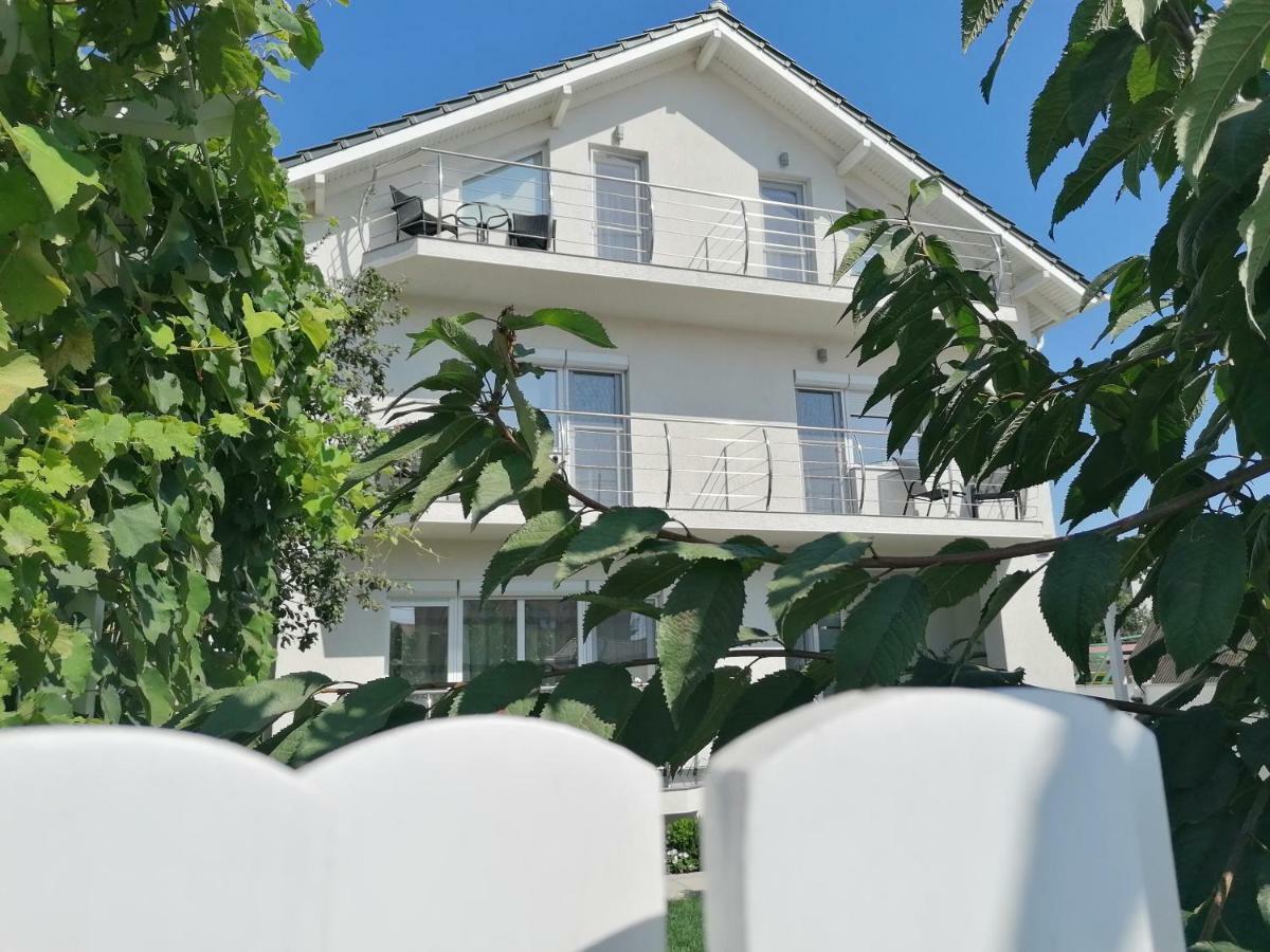 Vila Marius Două Mai Екстериор снимка
