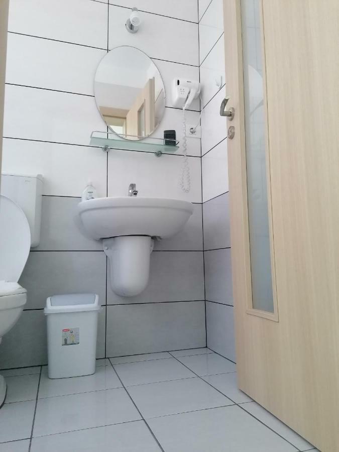 Vila Marius Două Mai Екстериор снимка
